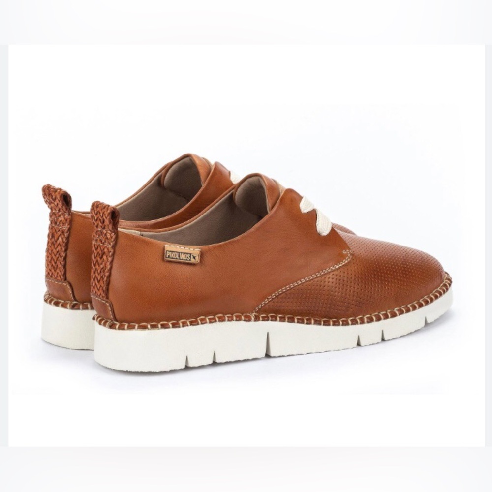 Pikolinos Vera Perforated Leather Lightweight Platform Shoes Sneakers in Cognac